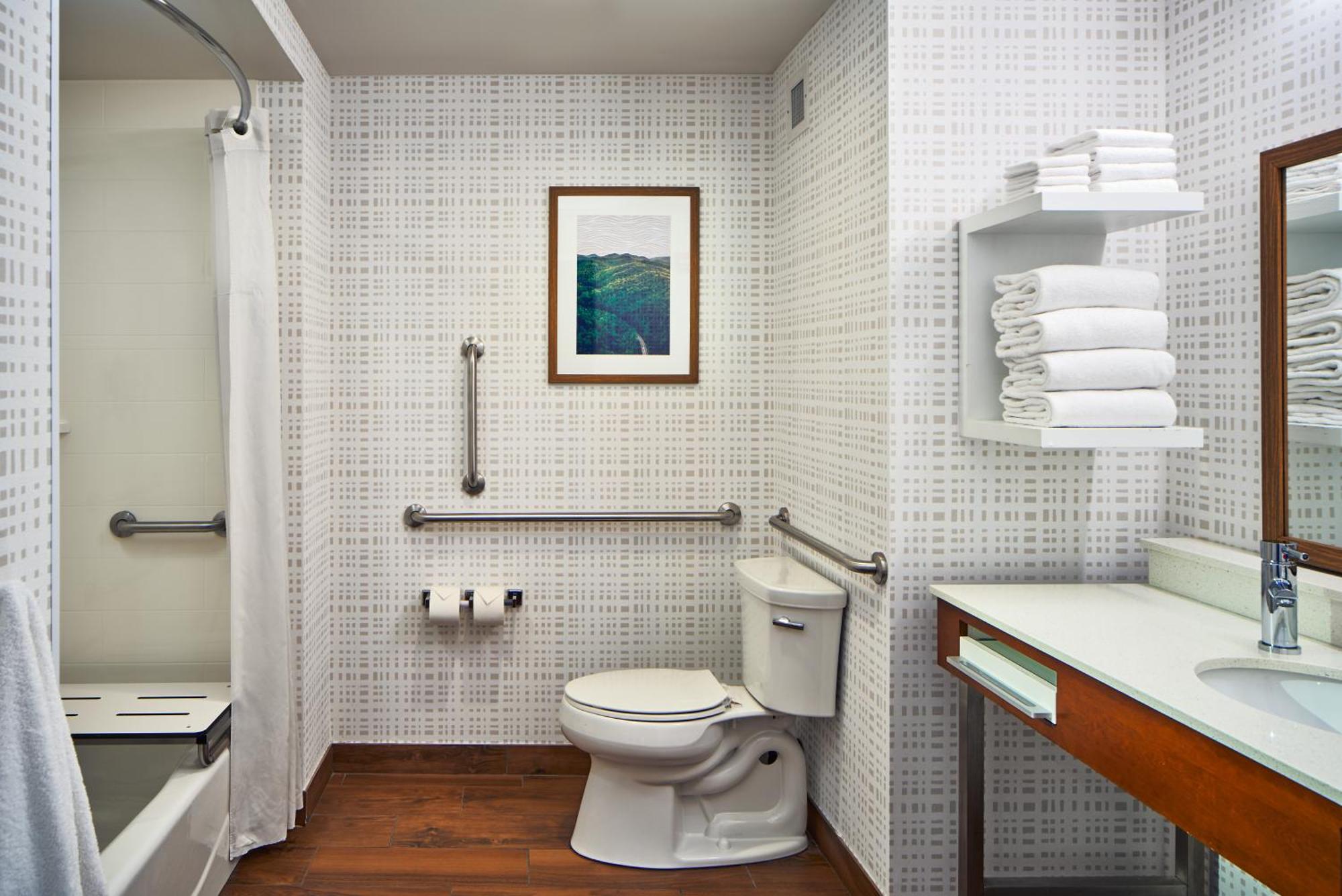 Queen Studio Suite with Two Queen Beds - Mobility Access/Non-Smoking